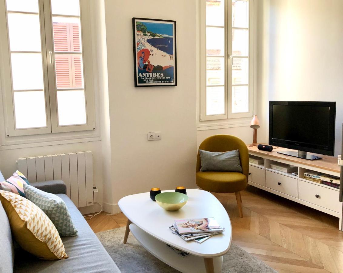 Charming And Modernly Designed 2 Bedroom - Old Town Антіб Екстер'єр фото