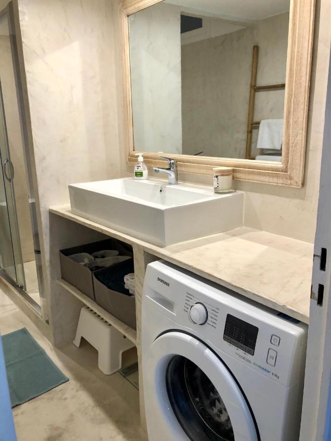 Charming And Modernly Designed 2 Bedroom - Old Town Антіб Екстер'єр фото
